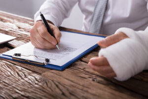 What Types of Damages Are Available to Commercial Vehicle Accident Victims in Georgia?